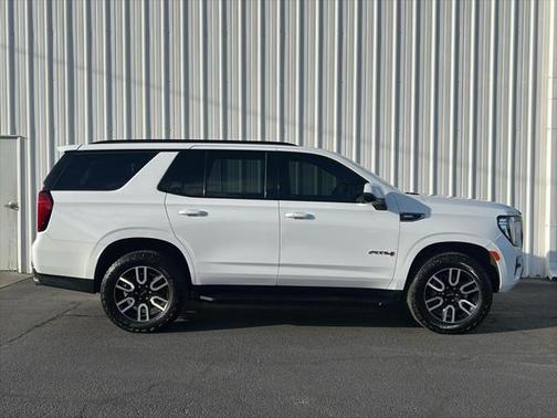 2023 GMC Yukon 4WD AT4
