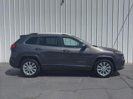 2018 Jeep Cherokee Overland