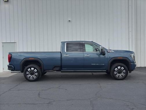2025 GMC Sierra 2500 Denali