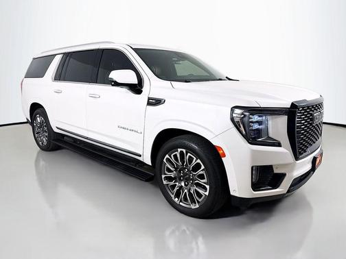 2023 GMC Yukon XL Denali Ultimate