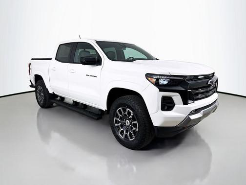 Summit White 2024 Chevrolet Colorado Z71
