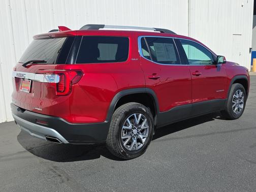 2023 GMC Acadia AWD SLT