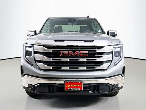 Sterling Metallic 2026 GMC Sierra 1500 SLE