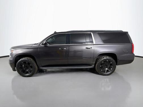 Tungsten Metallic 2018 Chevrolet Suburban LS