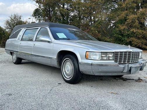 1995 Cadillac Fleetwood BASE