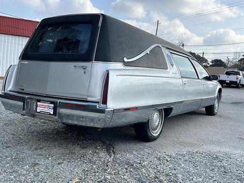 1995 Cadillac Fleetwood BASE