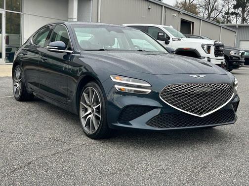 2025 Genesis G70 2.5T
