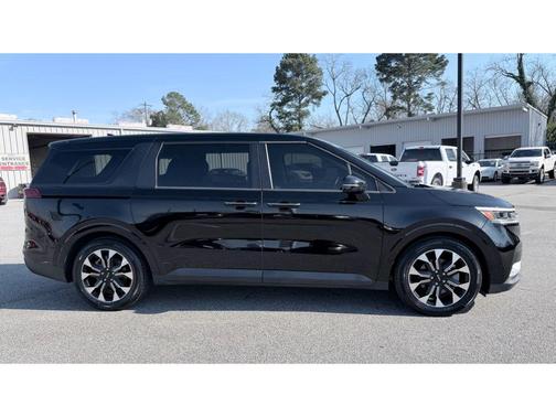 2022 Kia Carnival EX