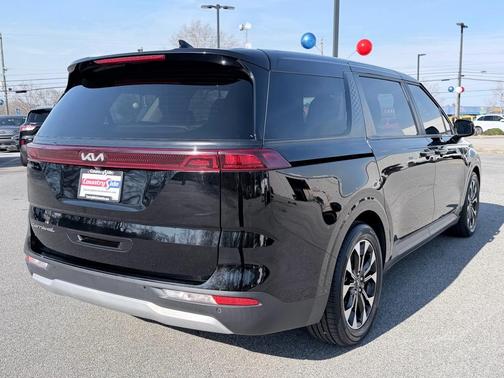2022 Kia Carnival EX