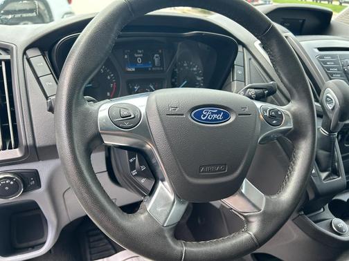 2018 Ford Transit-150 XLT