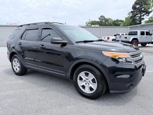 Tuxedo Black Metallic 2014 Ford Explorer Base