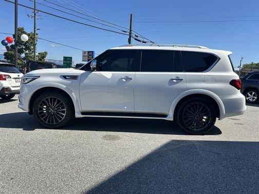 2023 INFINITI QX80 SENSORY