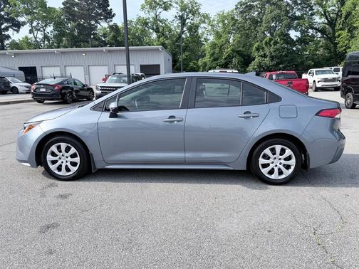 CELESTITE 2025 Toyota Corolla LE