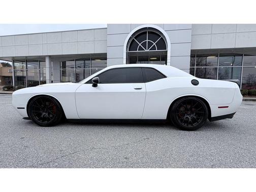 2016 Dodge Challenger R/T Plus