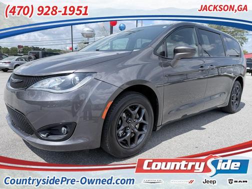 2020 Chrysler Pacifica Touring