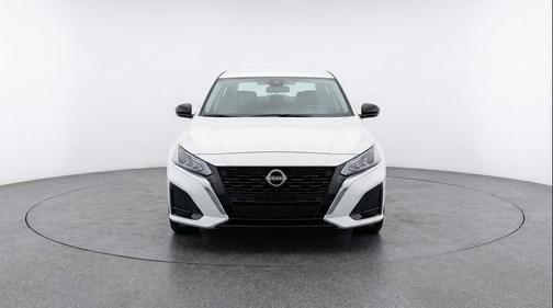 Glacier White 2025 Nissan Altima SV FWD