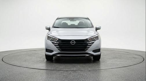 Brilliant Silver Metallic 2025 Nissan Versa 1.6 SV
