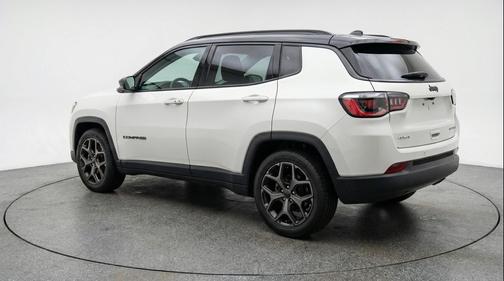 Bright White Clearcoat 2025 Jeep Compass Limited