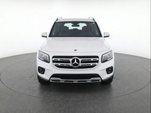 Polar White 2025 Mercedes-Benz GLB 250 Base