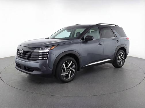 Gun Metallic 2025 Nissan Kicks SV