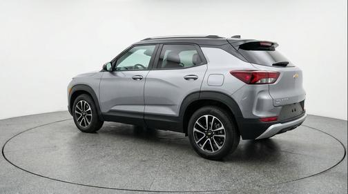 Sterling Gray Metallic 2025 Chevrolet Trailblazer LT