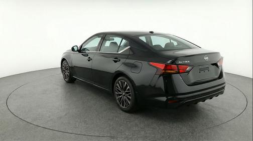 Super Black 2025 Nissan Altima SV FWD
