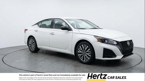 Pearl White Tricoat 2025 Nissan Altima SV FWD