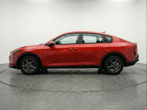 Currant Red 2025 Kia K4 LXS