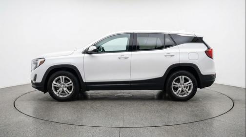 Summit White 2024 GMC Terrain SLE