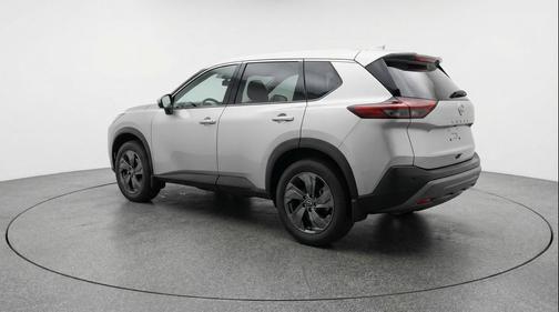 Brilliant Silver Metallic 2025 Nissan Rogue SV