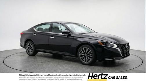 Super Black 2025 Nissan Altima SV FWD