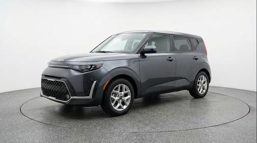 Gravity Gray 2025 Kia Soul LX