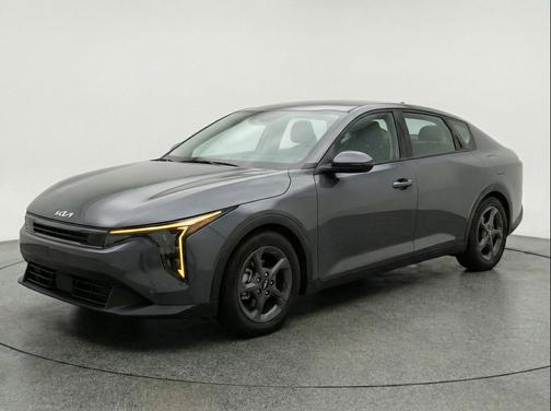 Interstellar Gray 2025 Kia K4 LXS
