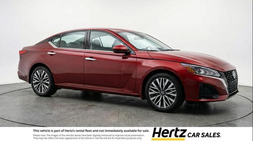 2025 Nissan Altima SV FWD