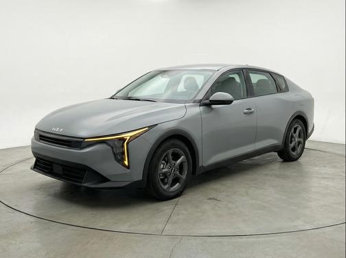 Morning Haze 2025 Kia K4 LXS