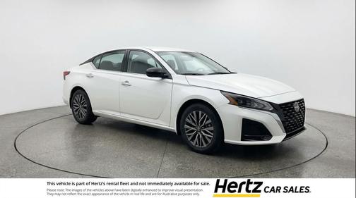 Glacier White 2025 Nissan Altima SV FWD
