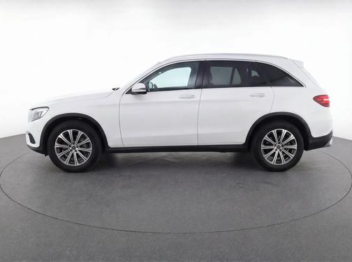 Polar White 2024 Mercedes-Benz GLC 300 4MATIC
