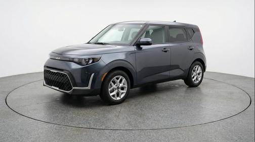 Gravity Gray 2025 Kia Soul LX