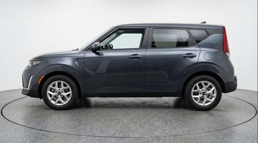 Gravity Gray 2025 Kia Soul LX
