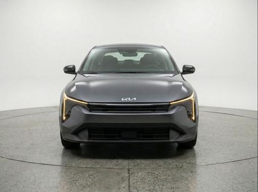 Interstellar Gray 2025 Kia K4 LXS