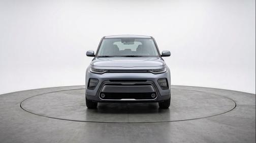 Gravity Gray 2025 Kia Soul LX