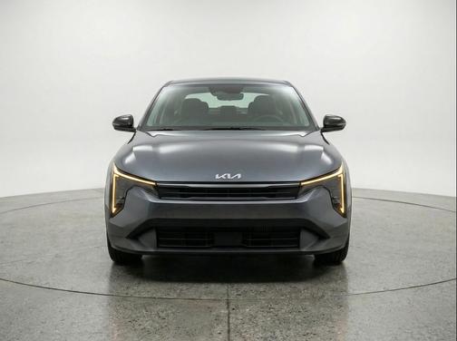 Interstellar Gray 2025 Kia K4 LXS