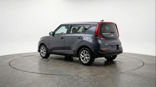 Gravity Gray 2025 Kia Soul LX