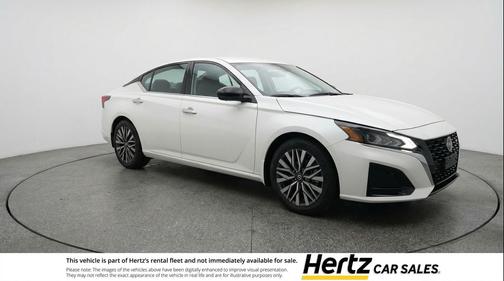 Glacier White 2025 Nissan Altima SV FWD