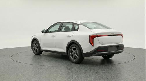 Snow White Pearl 2025 Kia K4 LXS