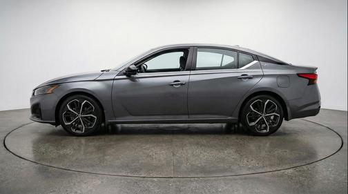 Gun Metallic 2025 Nissan Altima SR FWD