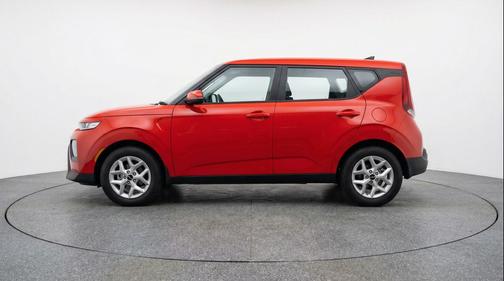Inferno Red 2025 Kia Soul LX