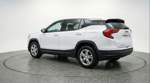 Summit White 2024 GMC Terrain SLE