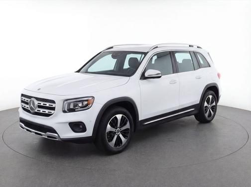 Polar White 2025 Mercedes-Benz GLB 250 4MATIC