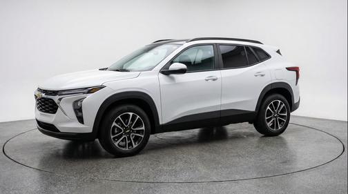 Summit White 2025 Chevrolet Trailblazer LT